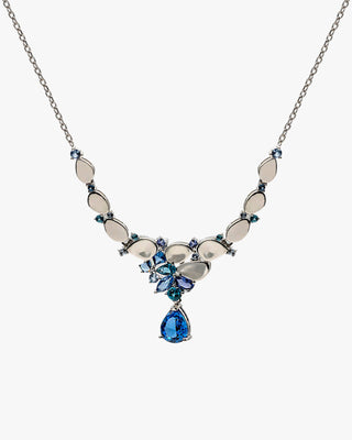 Necklaces with colored stones in shades of blue