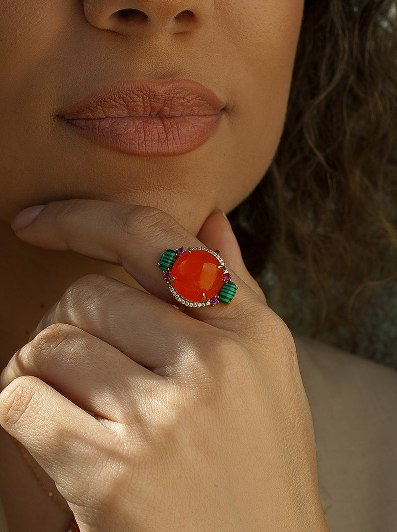 Rings with natural stones, circular design, orange tone