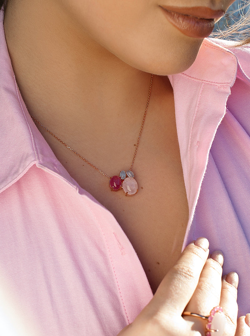 Collares con piedras naturales diseño de cabouchon