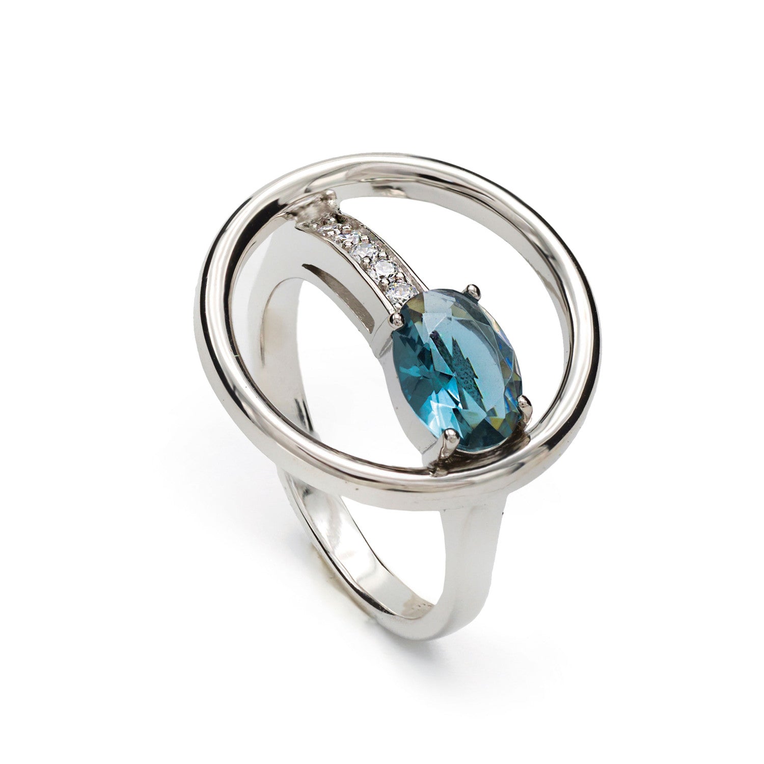 Anillos de diseño circular con gema en tono azul