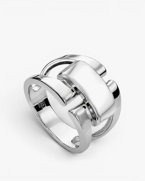 Large rings, open design between lanes
