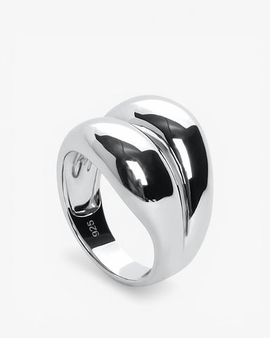 Anillos anchos diseño doble carril envolvente en plata lisa