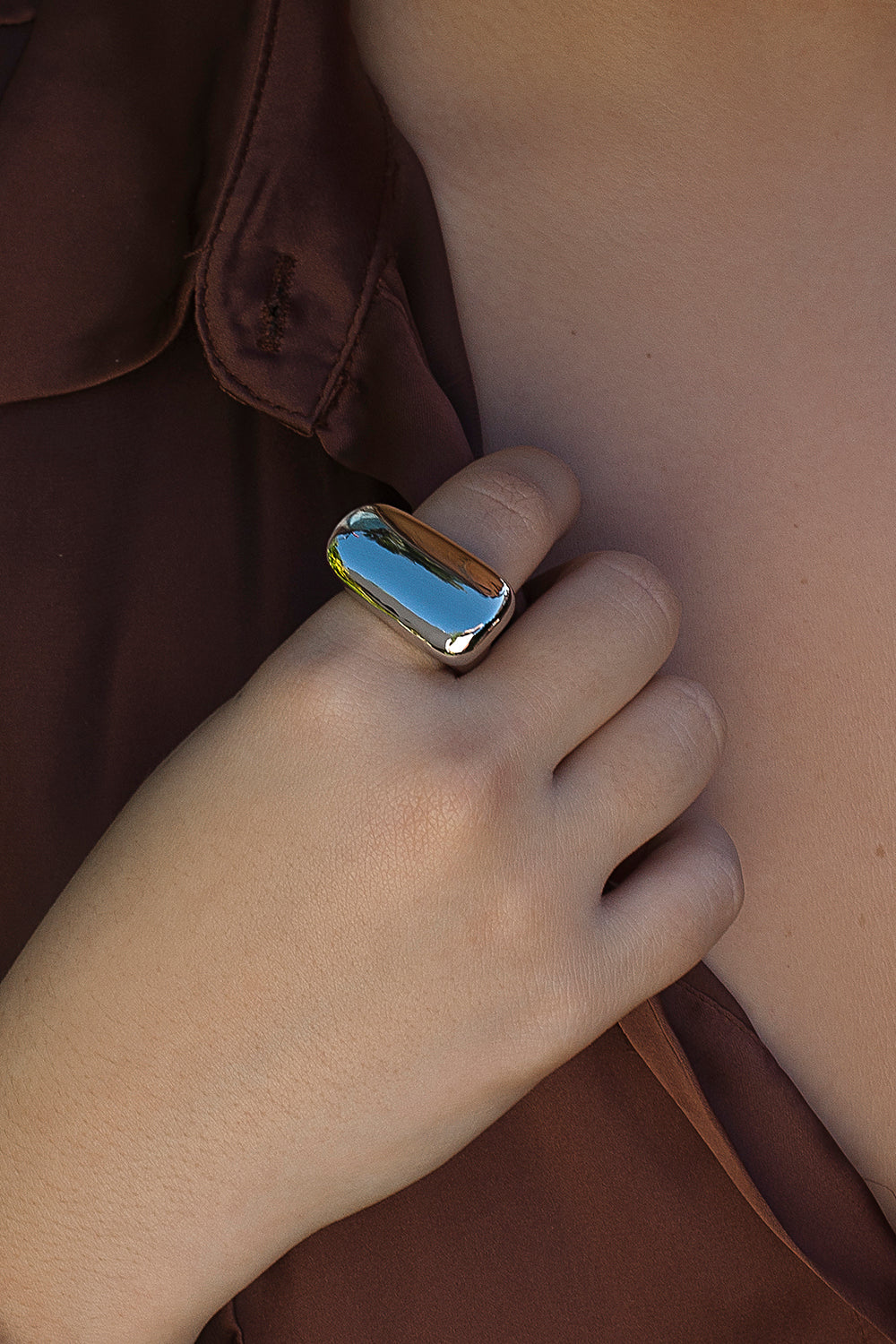 Anillos anchos diseño plata lisa e irregular