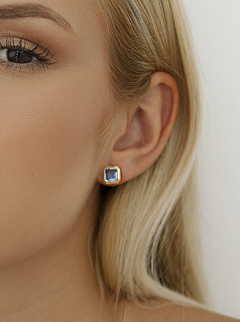 Pendientes de plata 925 bañados en oro con cristal azul