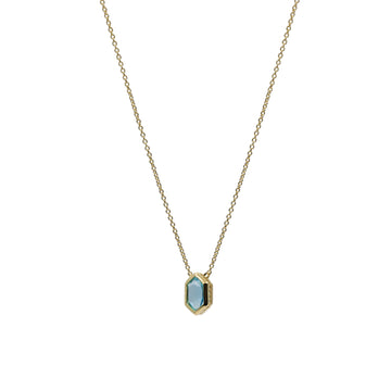 Collar con piedra hexagonal baño dorado tono aguamarina