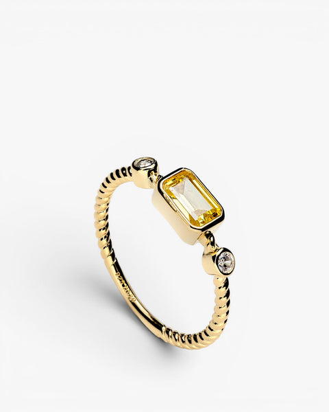 Fine silver rings with honey-tone gemstone design and cubic zirconia