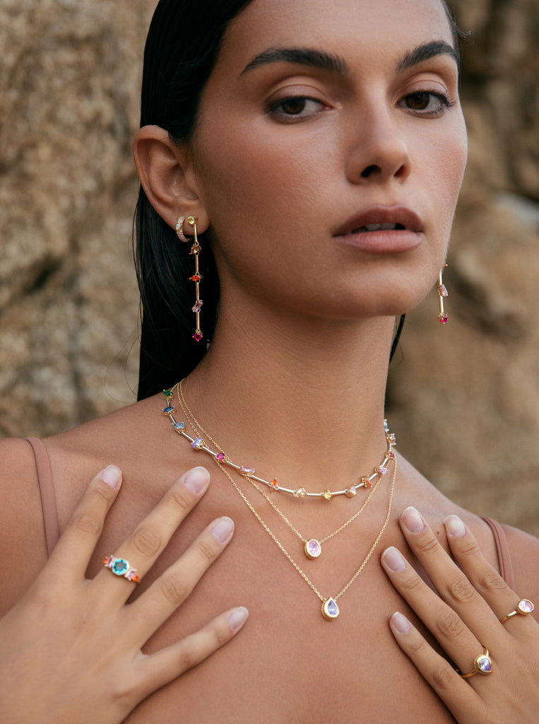 Collares con piedras talla oval tono rosa y circonitas