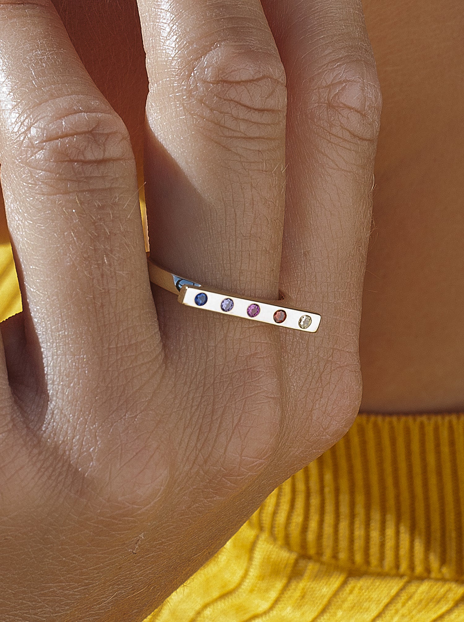 Bagues ornées de pierres en argent, motifs de pierres multicolores
