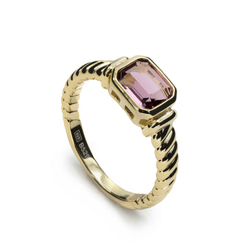 Anillos con piedras talla radiante en tono rosa