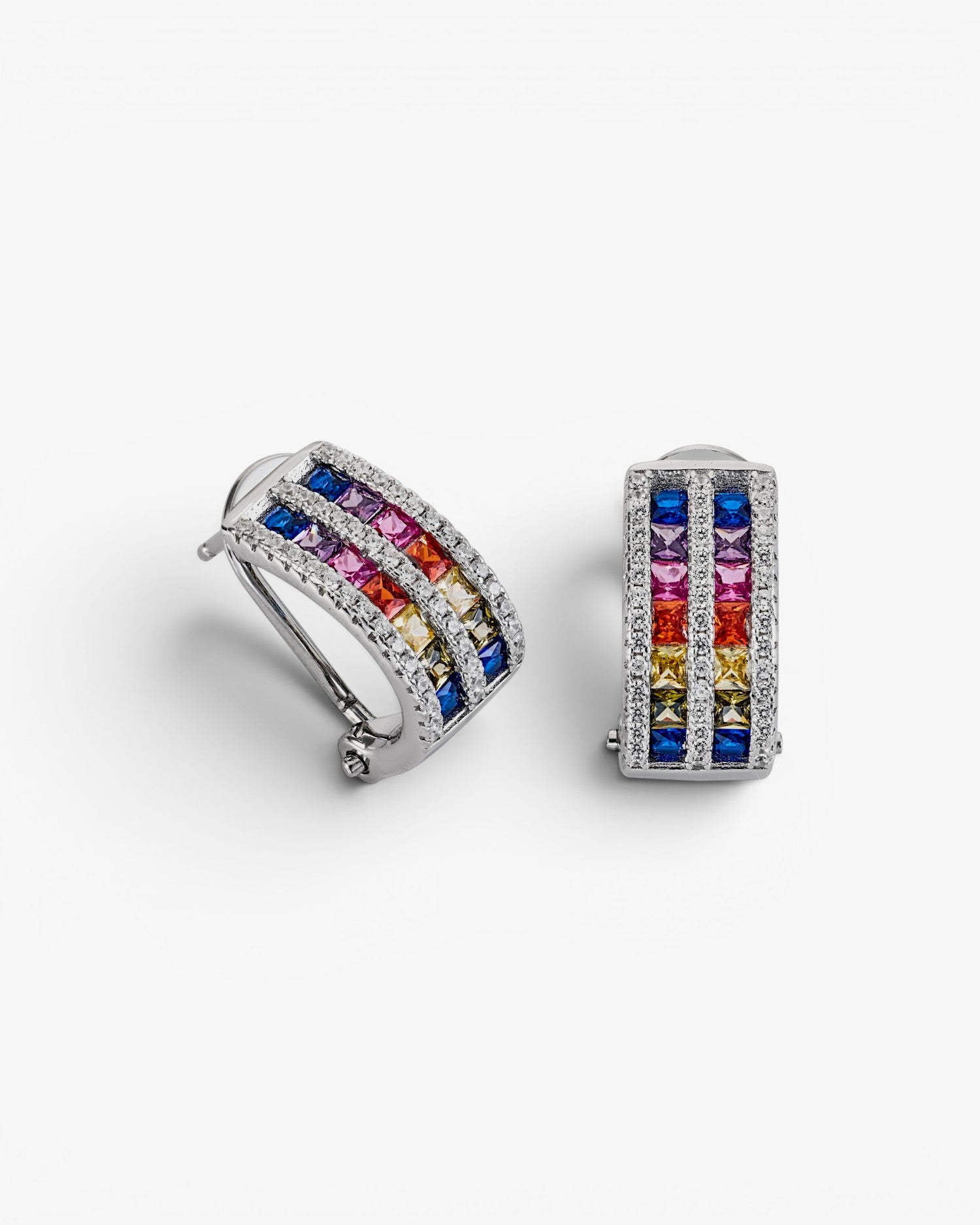Pendientes cierre omega diseño doble raíl multicolor