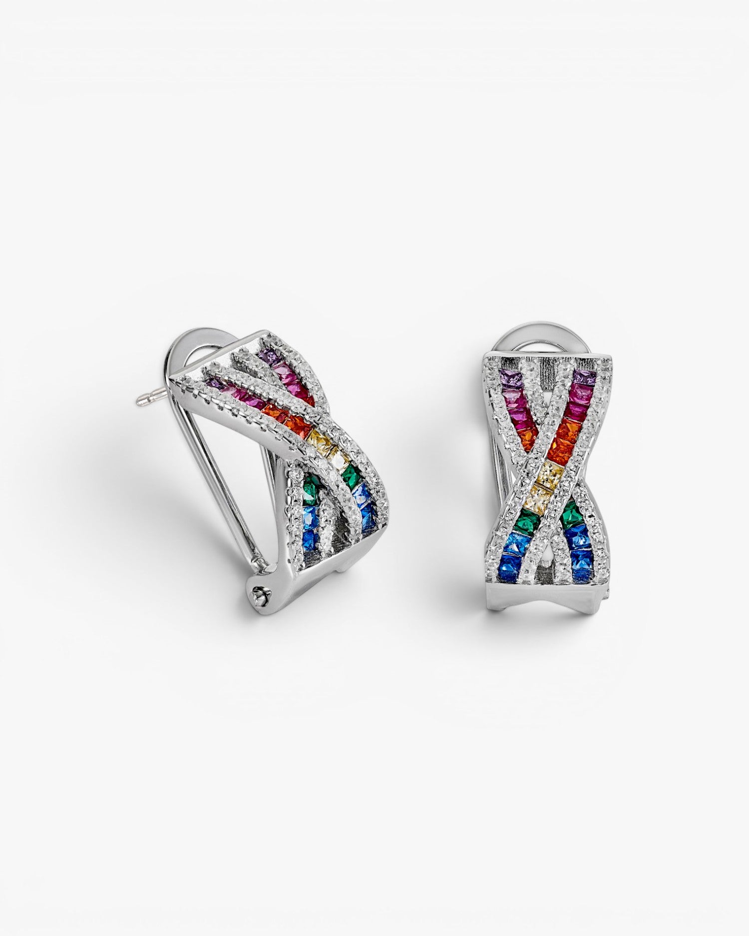 Pendientes cierre omega diseño raíles cruzados multicolor