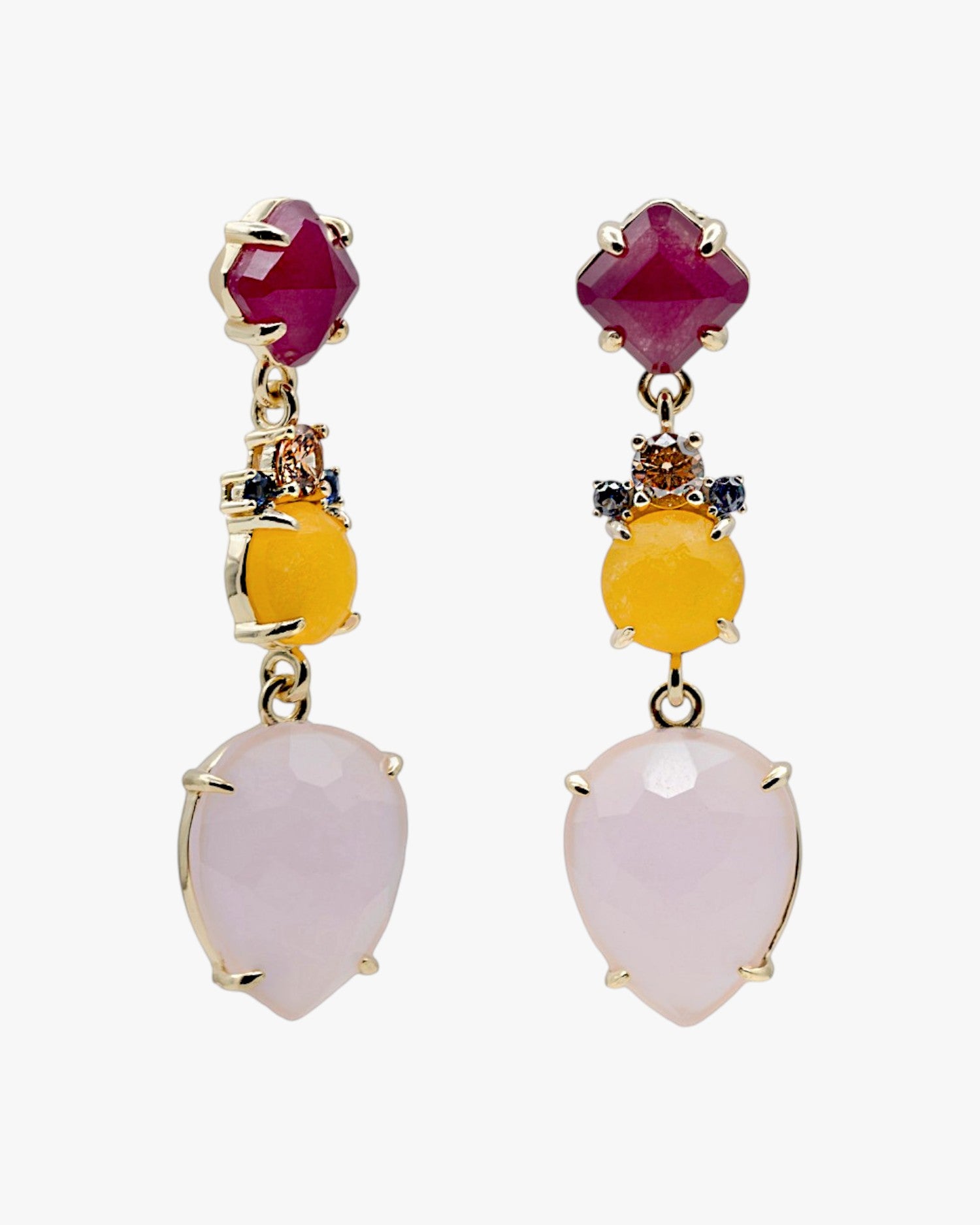 Pendientes de piedra natural largos en tonos rosados