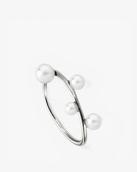 Silver pearl rings with four pearl design