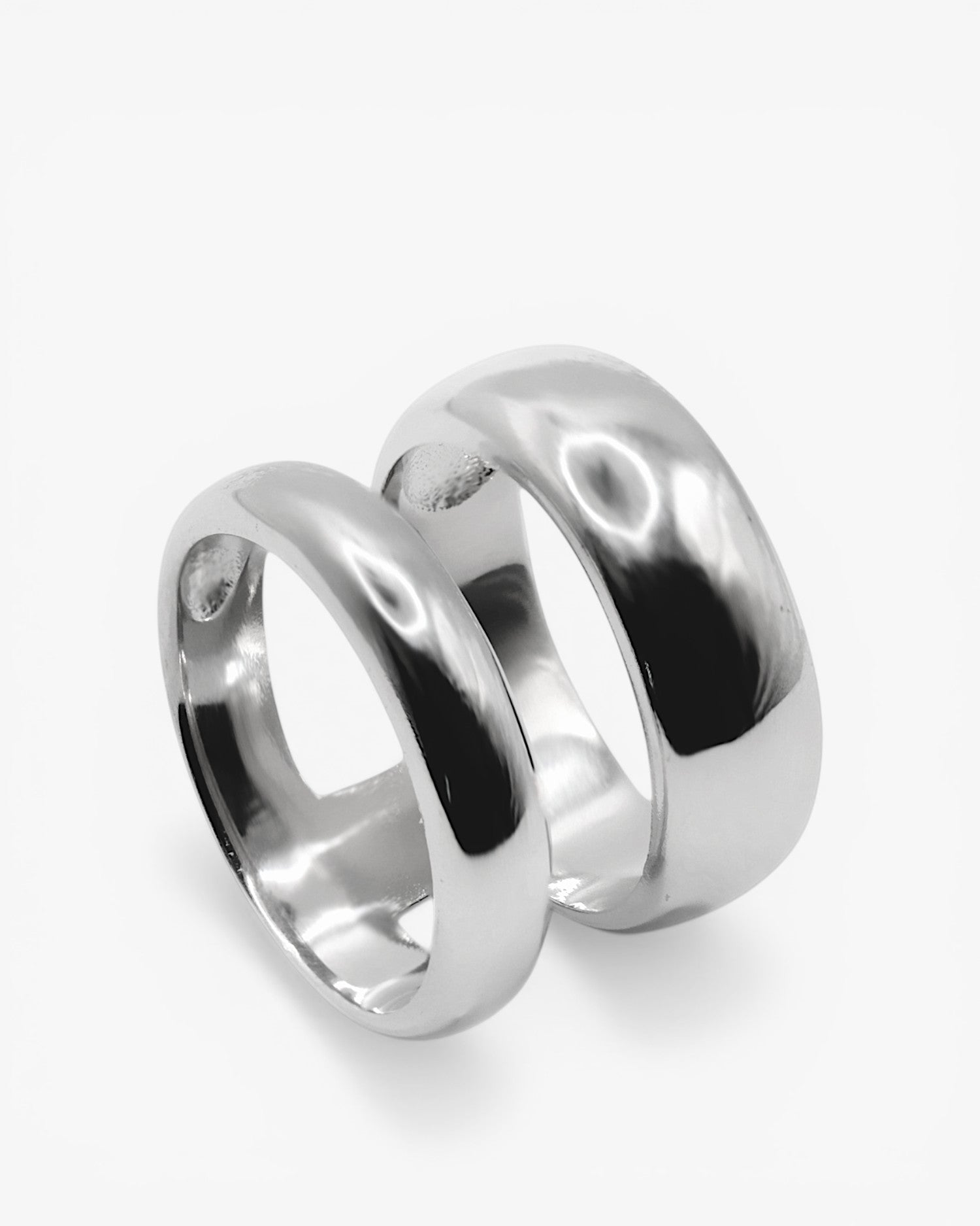 Anillos grandes de plata lisa diseño doble raíl