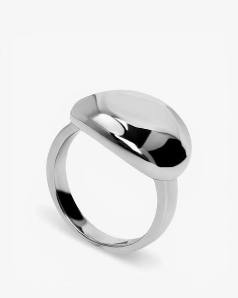Anillos grandes de plata lisa de diseño redondo