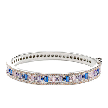 Bracelets d'esclaves ornés d'un motif de pierres précieuses multicolores