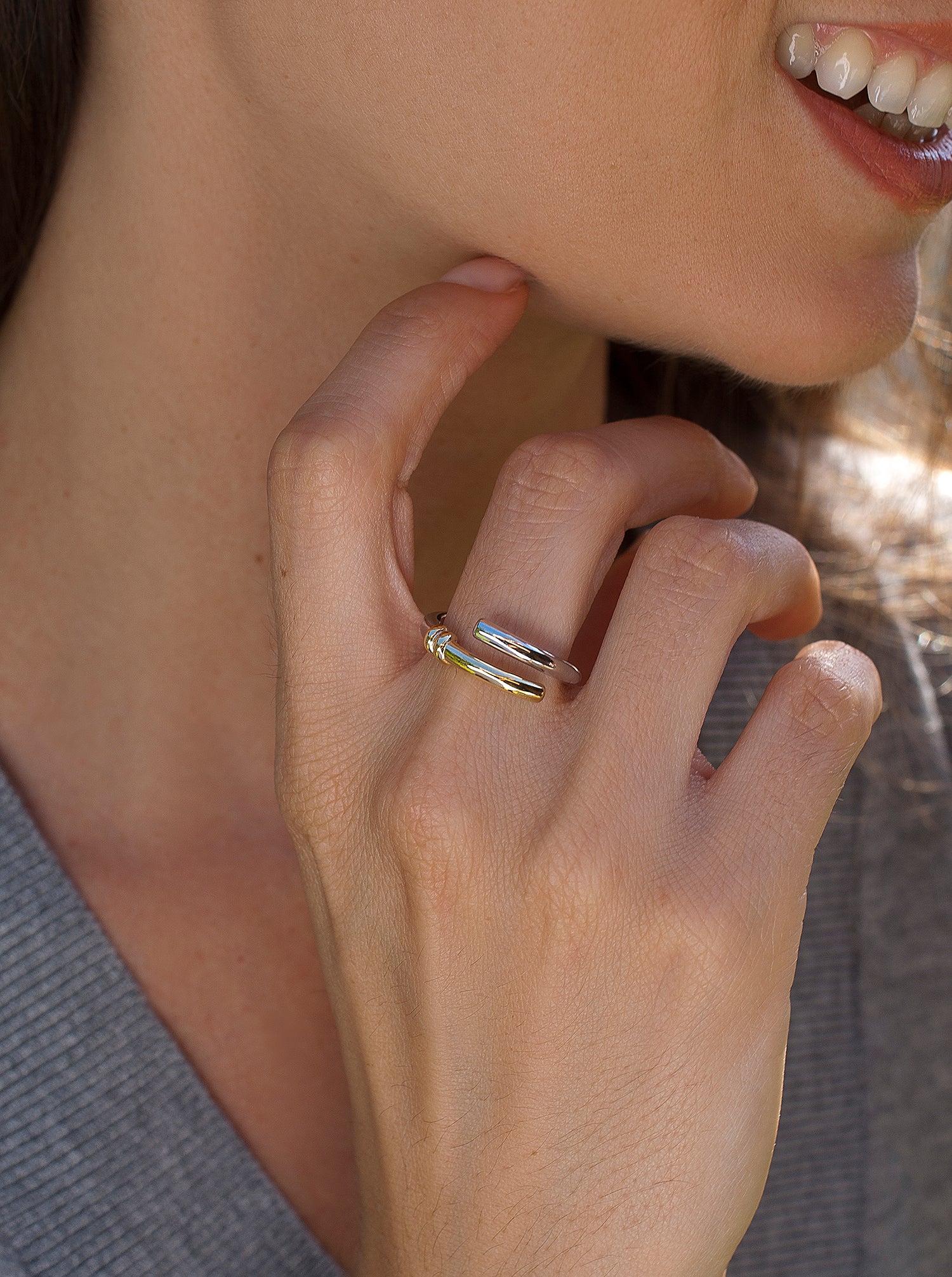 Anillos bicolor de plata diseño con nudo central