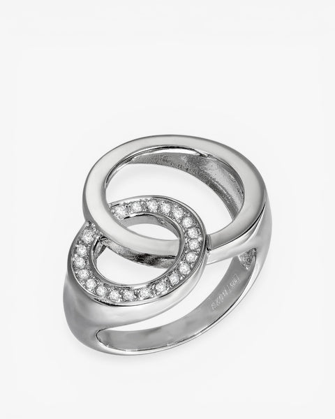 Anillos de diseño de plata con dos círculos entrelazados