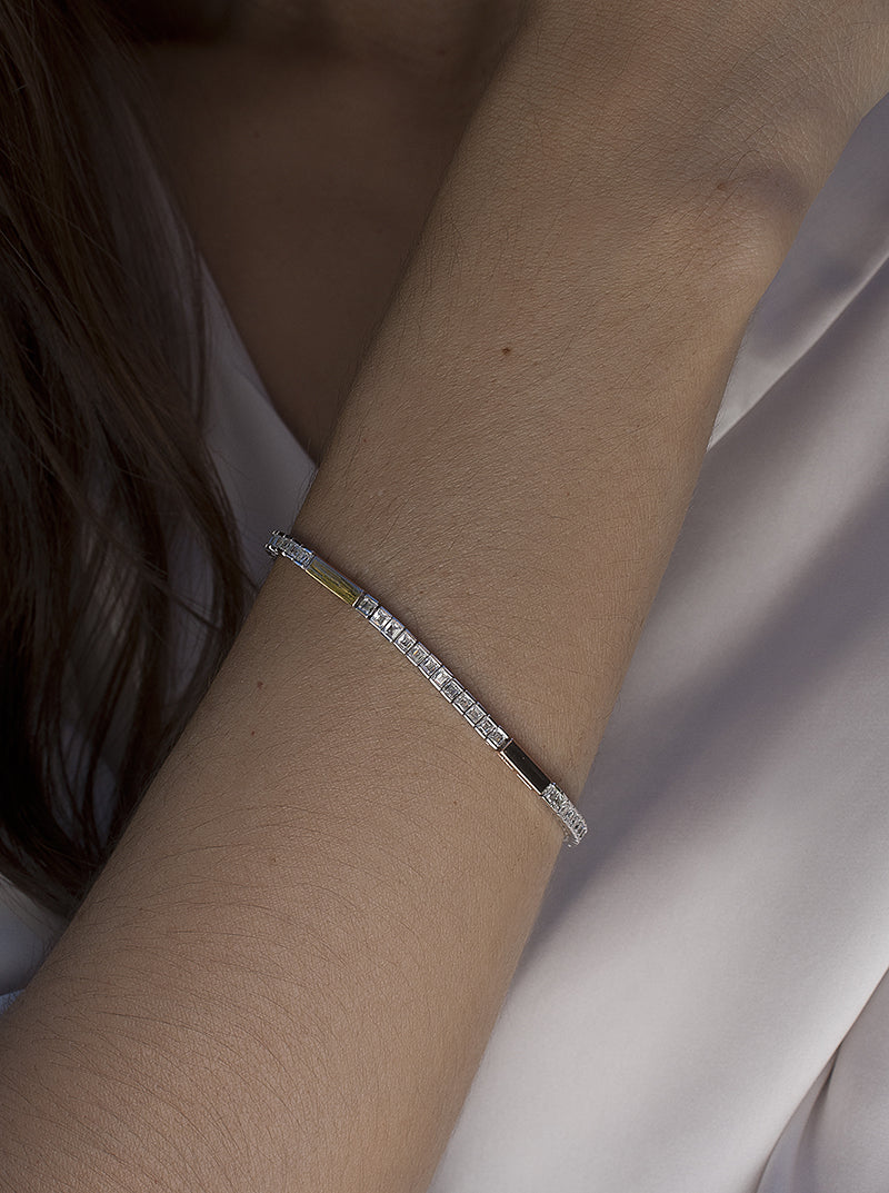 Bracelet rivière bicolore rose rond avec zircon cubique taille princesse.