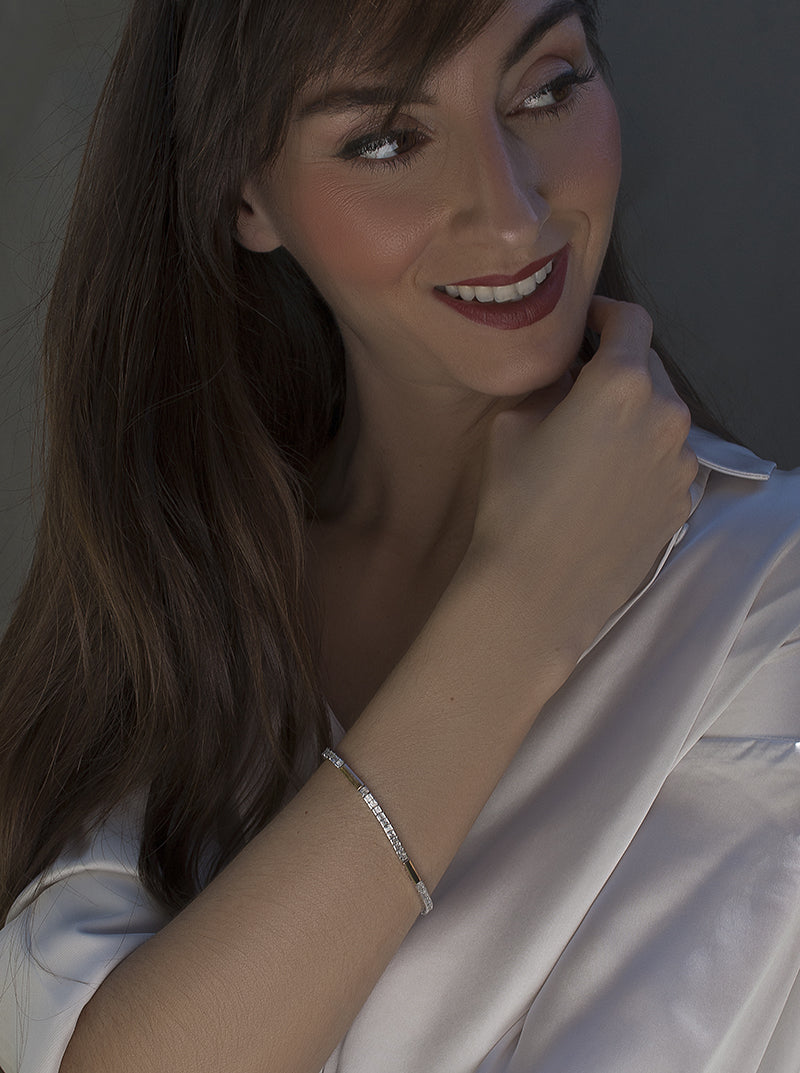 Bracelet rivière bicolore rose rond avec zircon cubique taille princesse.