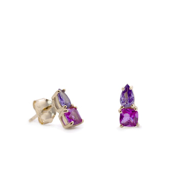 Petites boucles d'oreilles ornées de pierres précieuses fuchsia et améthyste