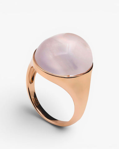 Anillo con piedra de quarzo rosa
