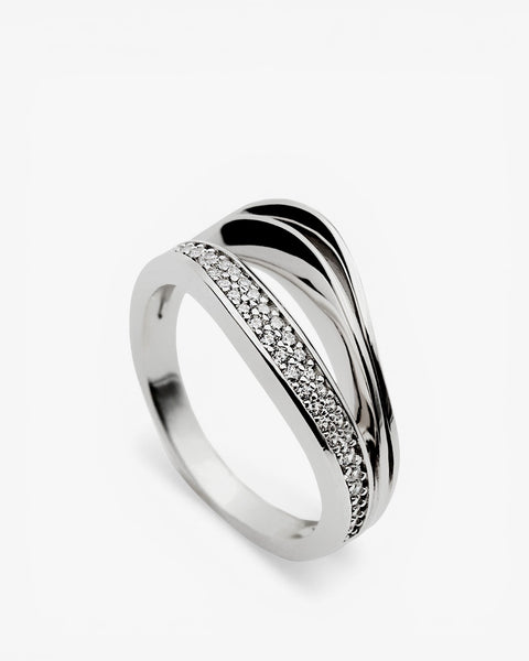 Anillo de plata ondas con circonitas