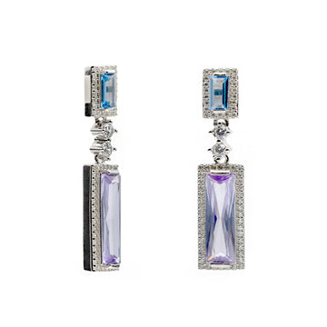 Pendientes de piedras de colores en tono azul y lila