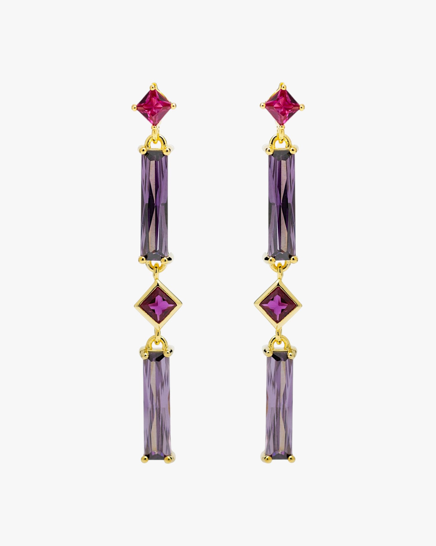 Longues boucles d'oreilles en argent plaqué or avec pierres précieuses