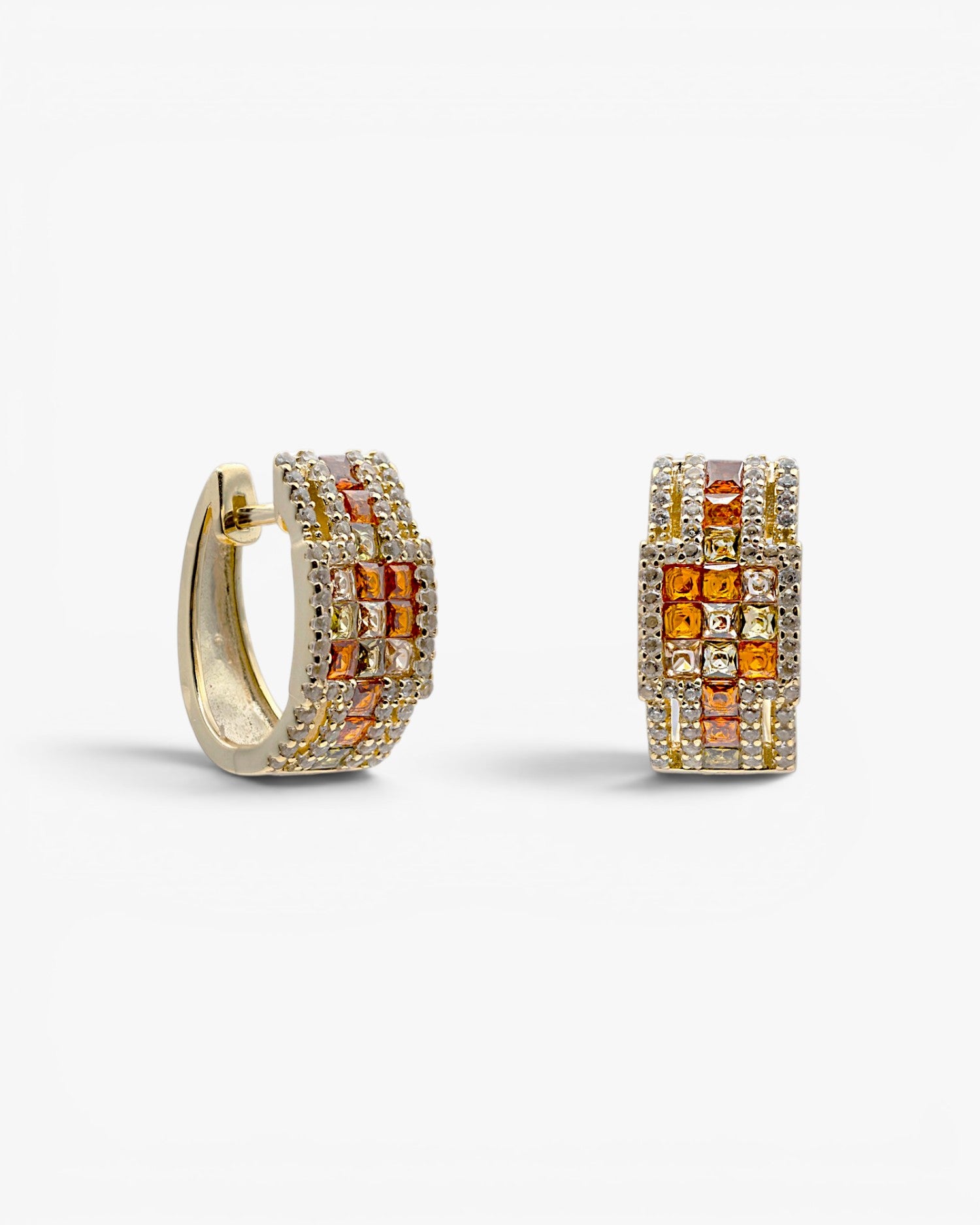 Boucles d'oreilles créoles ornées de pierres aux tons orange chauds