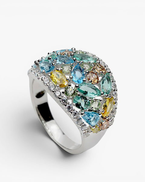 Anillo con piedras barroco en tonos fríos