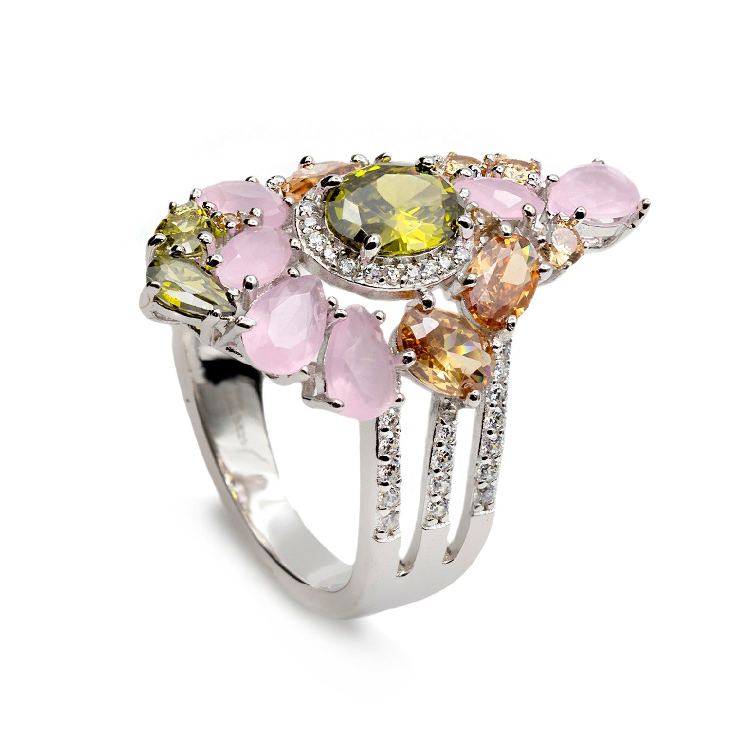 Baroque-style rings with stones in soft tones