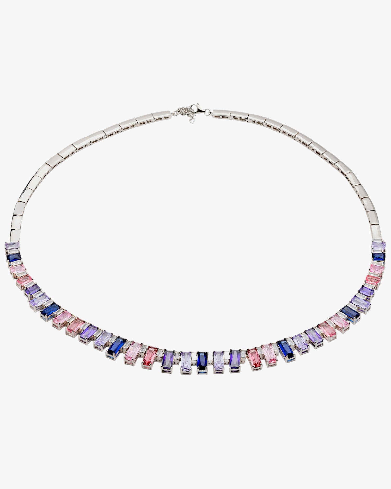 Collier orné de pierres multicolores taille émeraude.