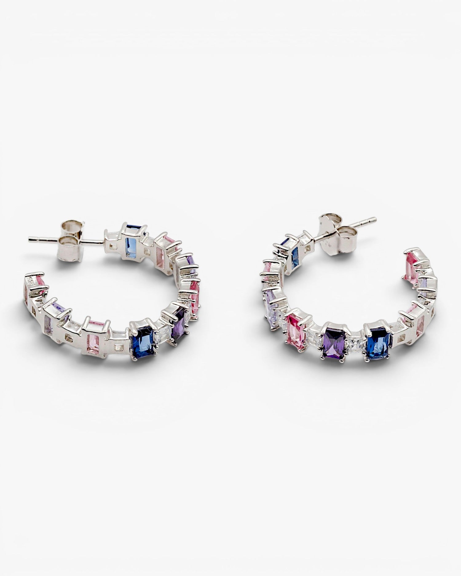 Pendientes aros con piedras de colores azules y morados