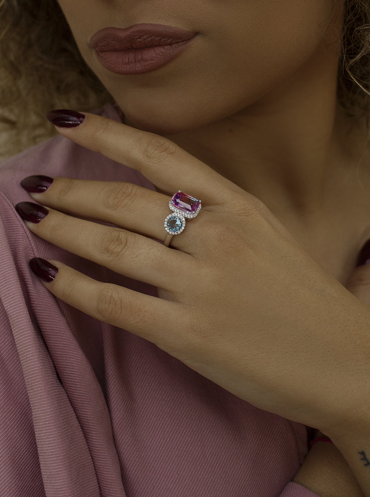 Rings with colored stones in shades of blue and pink