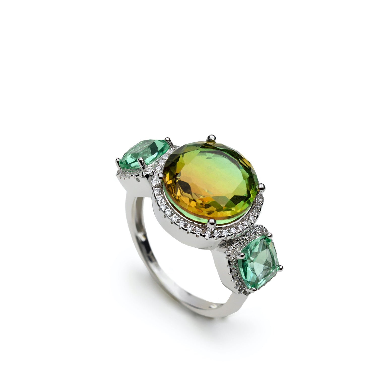 Rings with stones in tones Green and orange