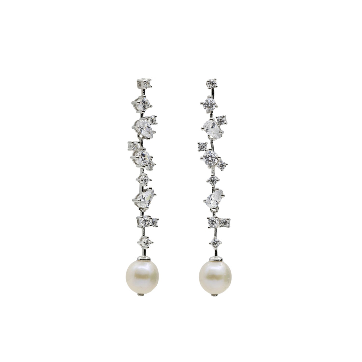 Long bridal earrings with zircons and pearls