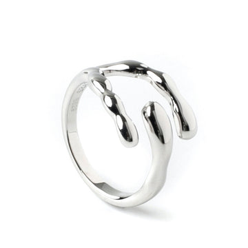 Anillos de diseño de estilo moderno y minimalista