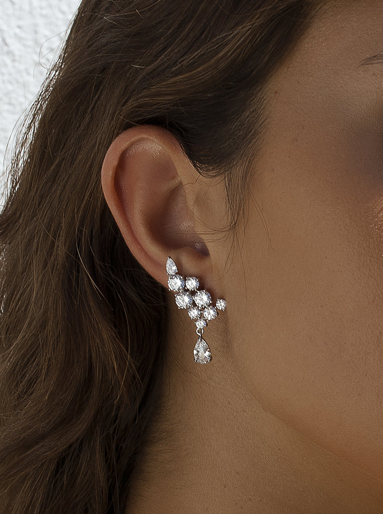 Boucle d'oreille grimpante en argent avec zircon cubique pendant