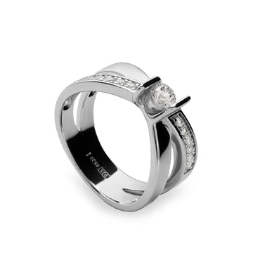 Anillos criconitas de plata con diseño cruzado