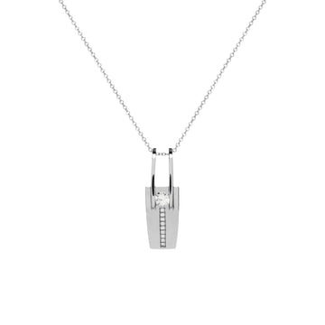 Colgante brillante de plata con diseño elegante