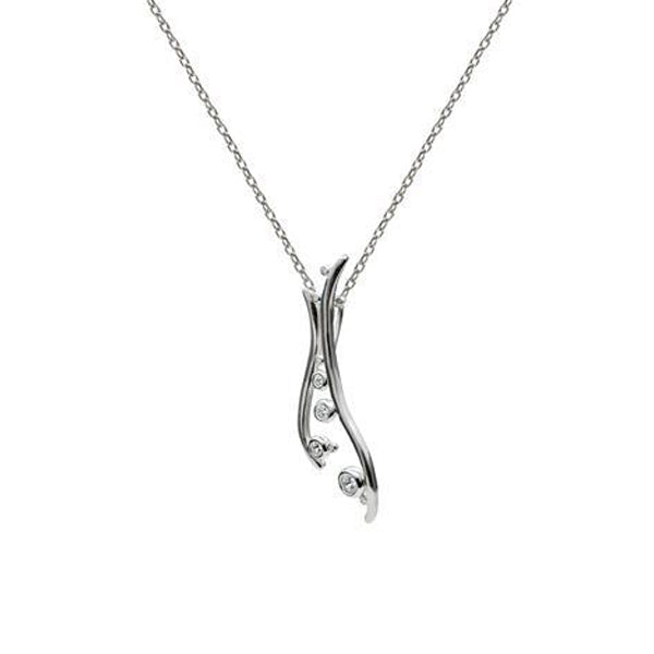 pendant brilliant in curved shapeelegant style