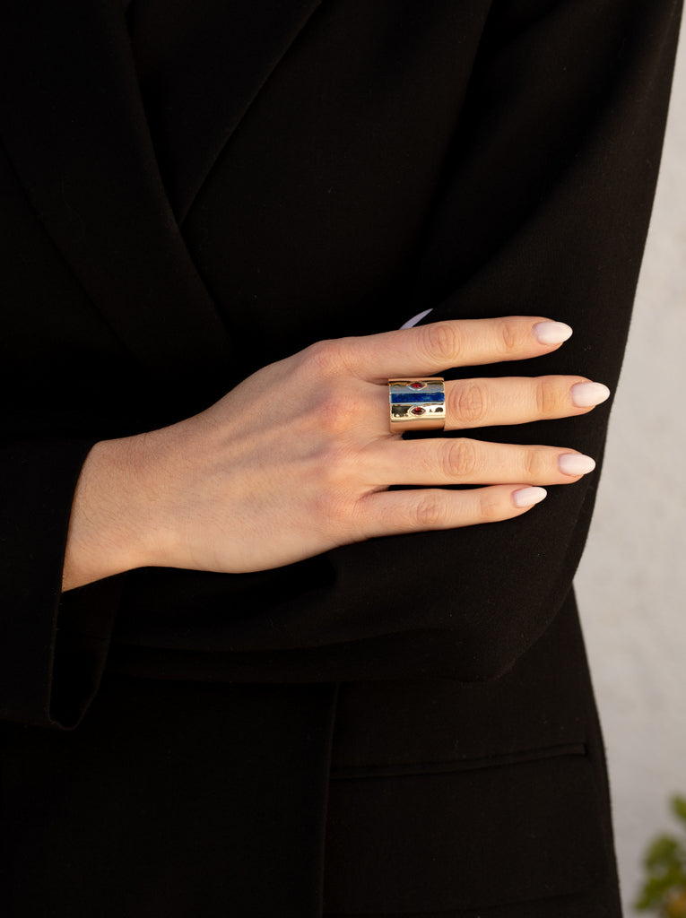 Anillos de diseño con franja de lapislázuli