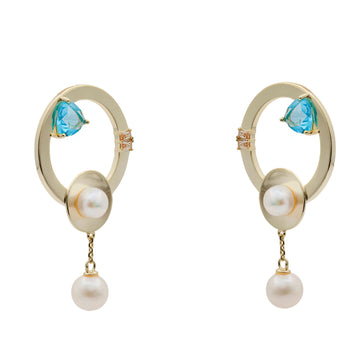 Pendientes originales de plata con un diseño circular con perlas