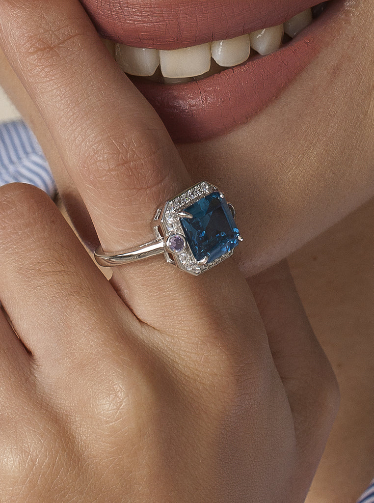 Anillos con piedras tono aguamarina y amatista