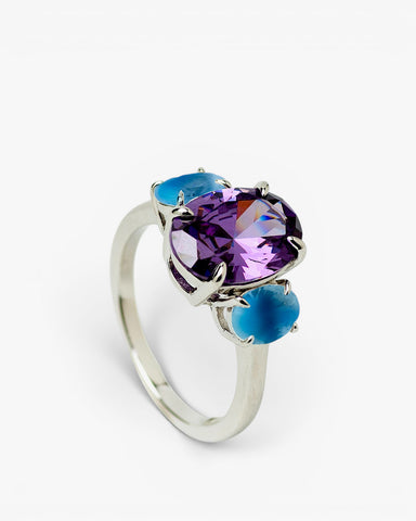 Anillos con piedras talla oval tono amatista