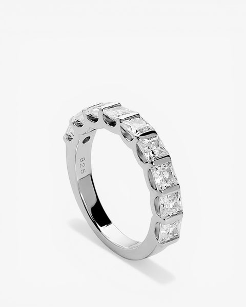 Anillos circonitas de plata con diseño cuadrado