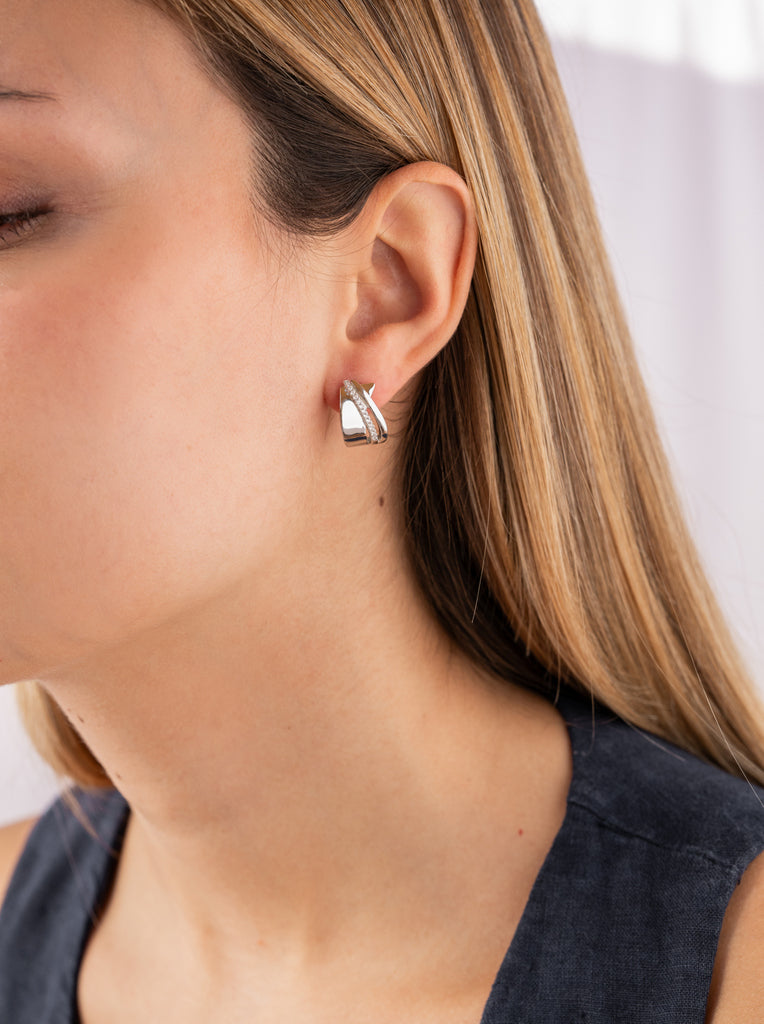 Pendientes aro de plata con circonitas diseño cruzado