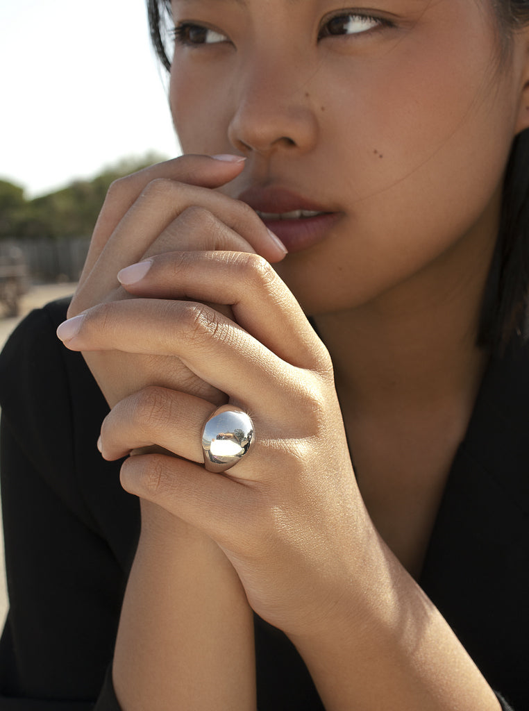 bague grande de argent design organique