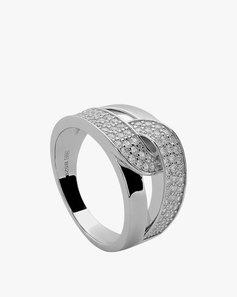 Large intertwined ring with cubic zirconia